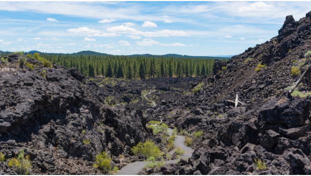 Volcano Hikes America