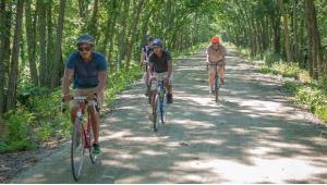 Kansas State Parks with Great Trails