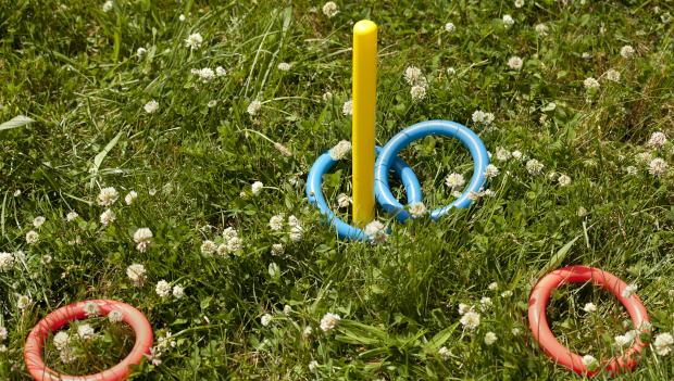 ring toss game