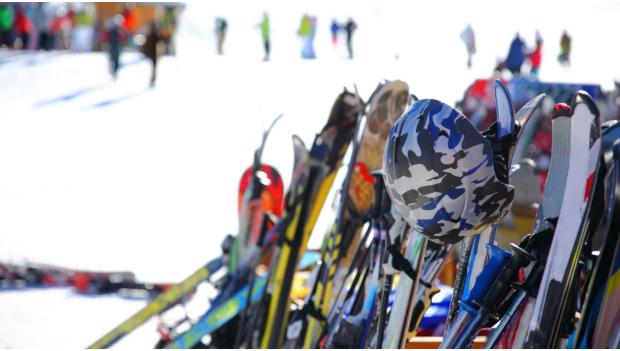 Where to rent ski and snowboard gear in America